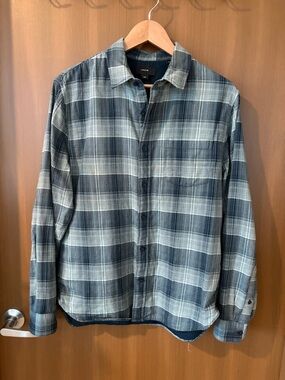 Vince Men’s Blue Plaid Button-Down Shirt